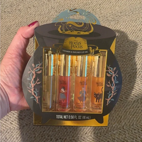 Disney Hocus Pocus Lip Oil Set - Gold and Pink Shades - Picture 2 of 4